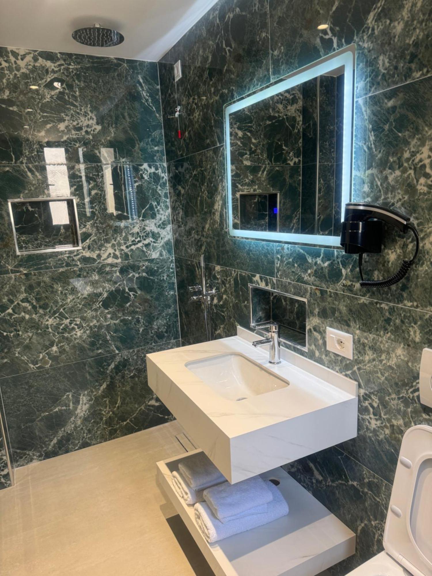 Hotel Vila Dedej Дуррес Екстер'єр фото