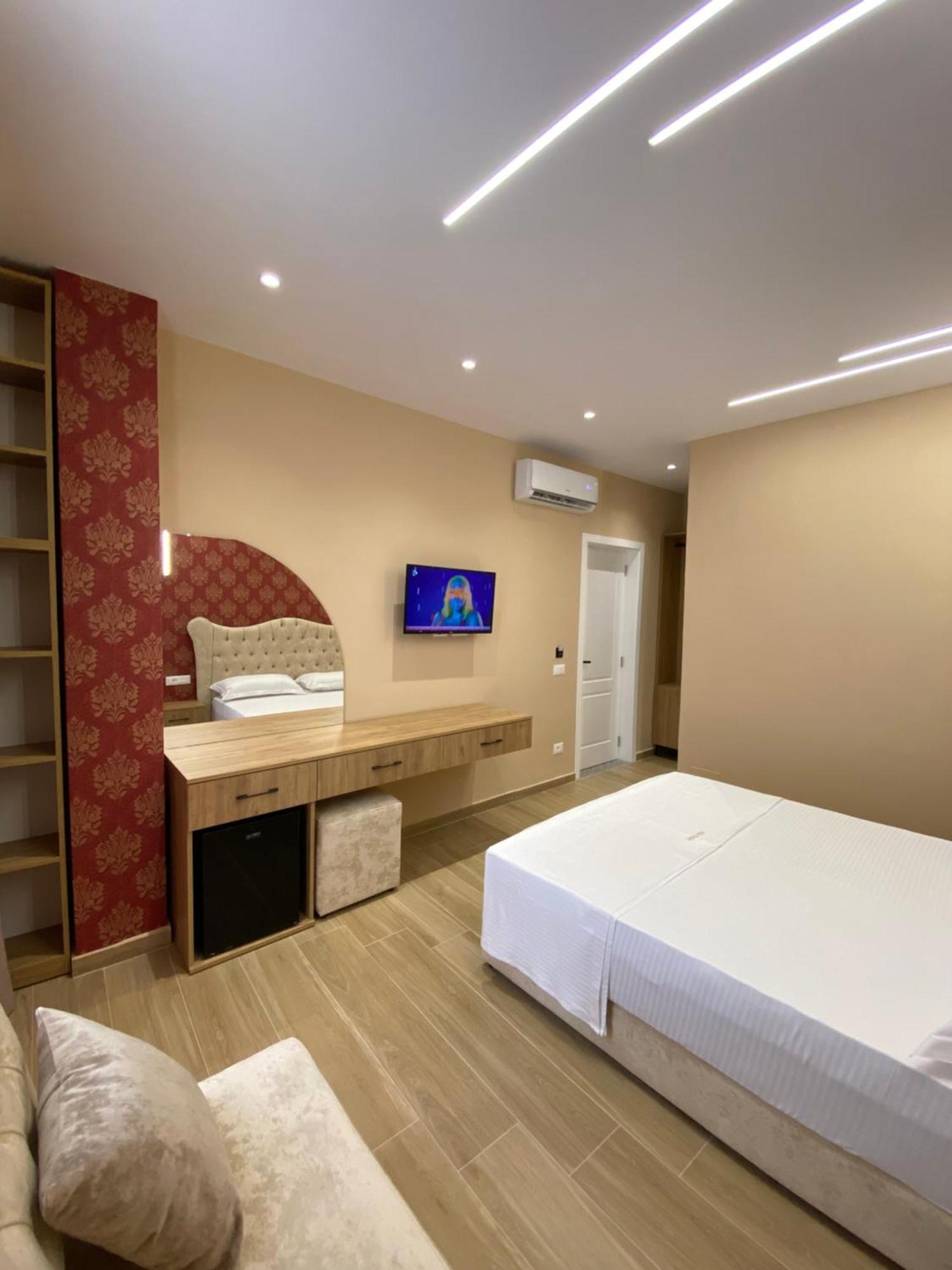 Hotel Vila Dedej Дуррес Екстер'єр фото