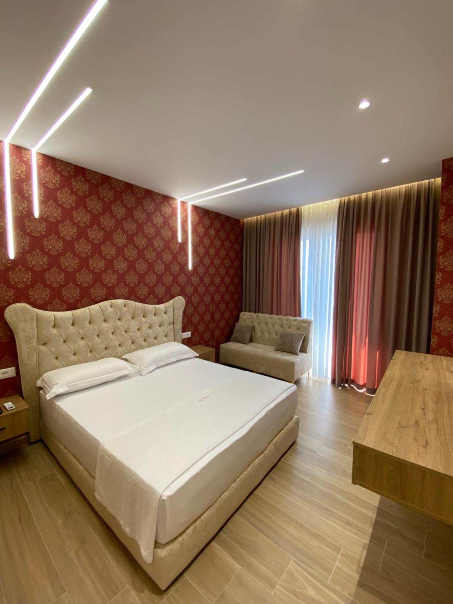 Hotel Vila Dedej Дуррес Екстер'єр фото