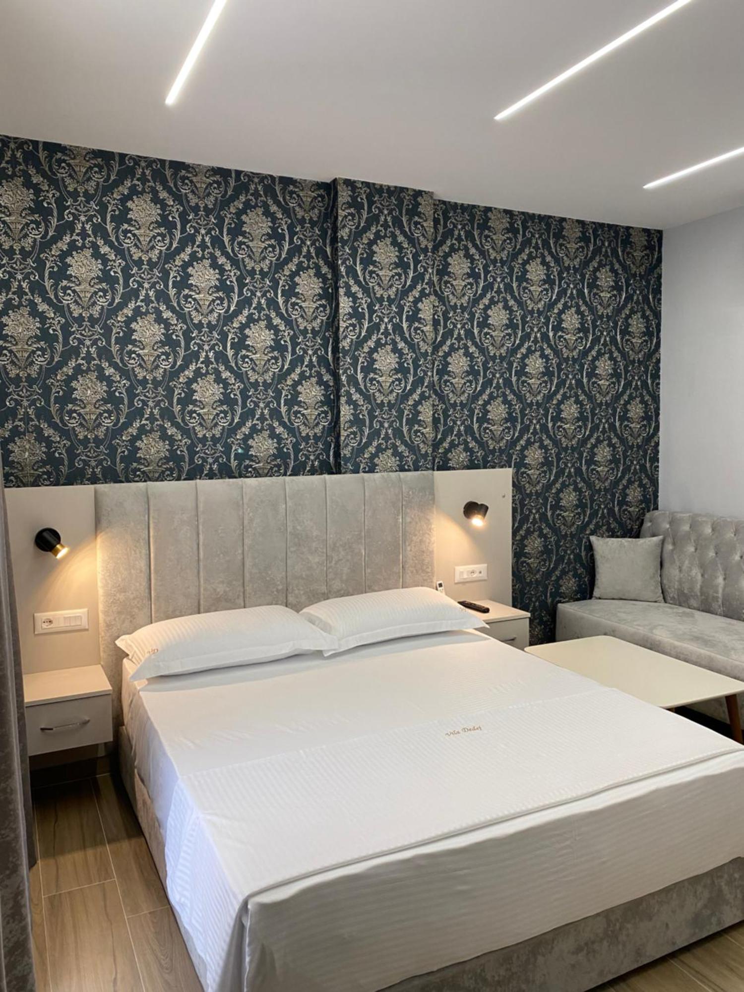 Hotel Vila Dedej Дуррес Екстер'єр фото
