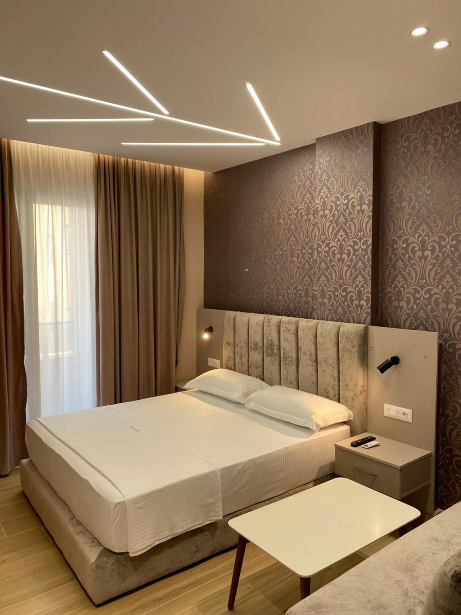 Hotel Vila Dedej Дуррес Екстер'єр фото